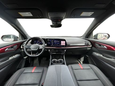 Used 2024 Chevrolet Traverse RS w/ LPO, Floor Liner Package image 12