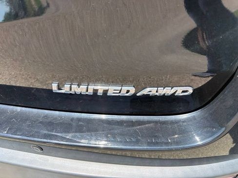 Used 2014 Toyota Highlander Limited AWD/4WD image 12