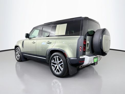 Used 2025 Land Rover Defender 110 S AWD/4WD image 7