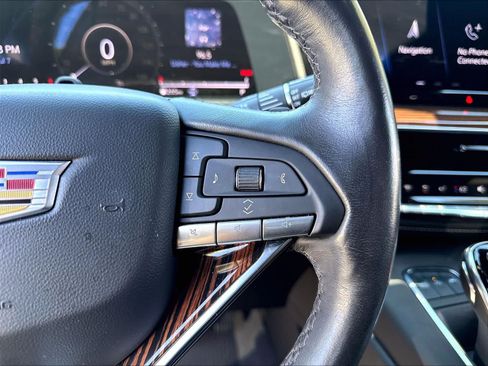 Used 2024 Cadillac Escalade Premium Luxury w/ LPO, Floor Liner Package AWD/4WD image 18