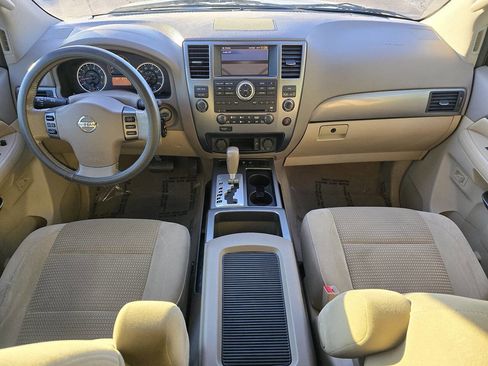 Used 2012 Nissan Armada SV image 22