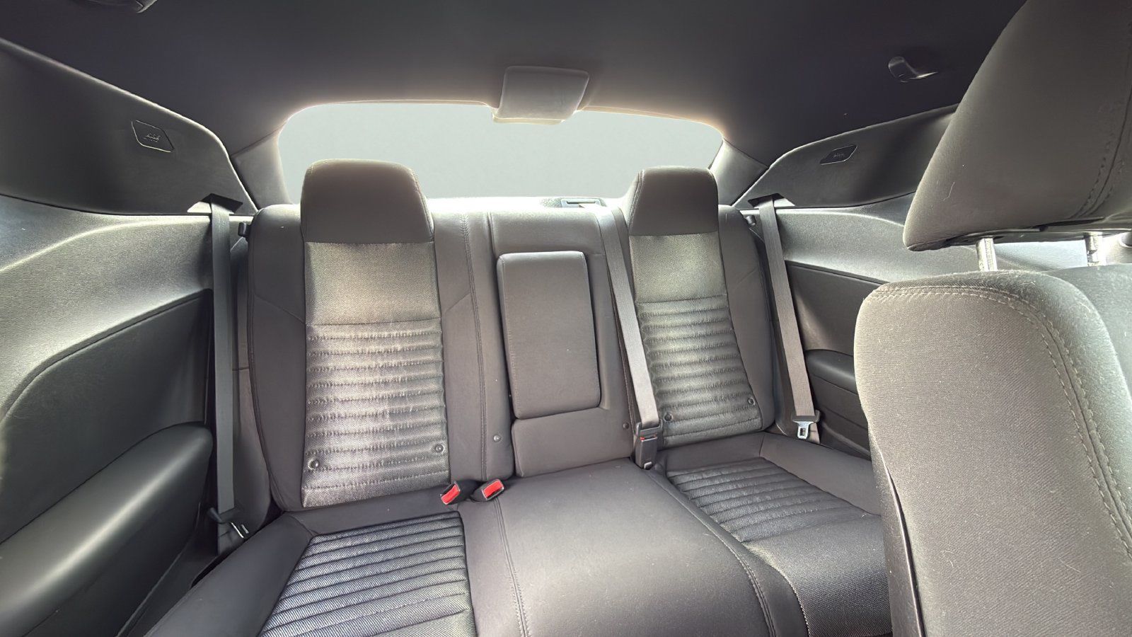 Used 2014 Dodge Challenger SXT RWD image 25