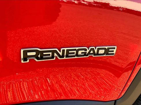 Used 2022 Jeep Renegade Sport AWD/4WD image 10