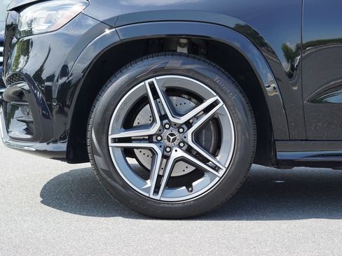 Certified 2024 Mercedes-Benz GLS 450 4MATIC image 9