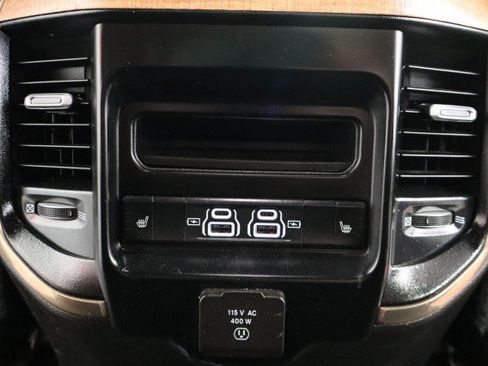 Used 2023 RAM 2500 Limited AWD/4WD image 59