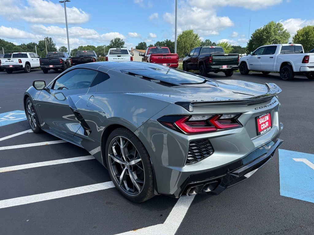 Used 2023 Chevrolet Corvette Stingray Preferred Cpe w/ Battery Protection Package RWD image 5
