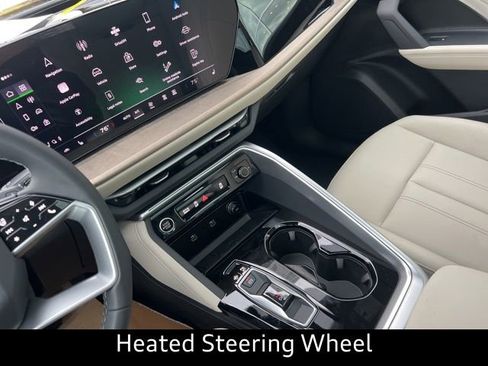 New 2025 Audi Q5 Premium image 14