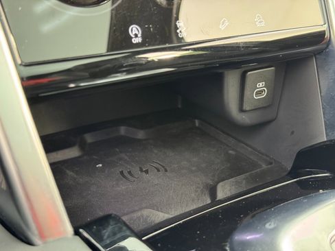 Used 2021 Land Rover Discovery Sport SE R-Dynamic image 31