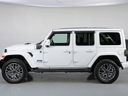 Used 2024 Jeep Wrangler High Altitude image 54