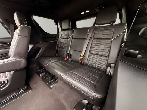 Used 2024 Cadillac Escalade V AWD/4WD image 25