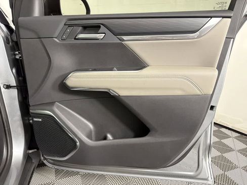 New 2026 GMC Acadia Elevation w/ Elevation Premium Package image 23