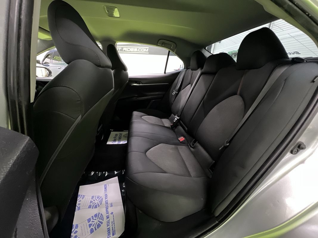 Used 2019 Toyota Camry LE FWD image 25