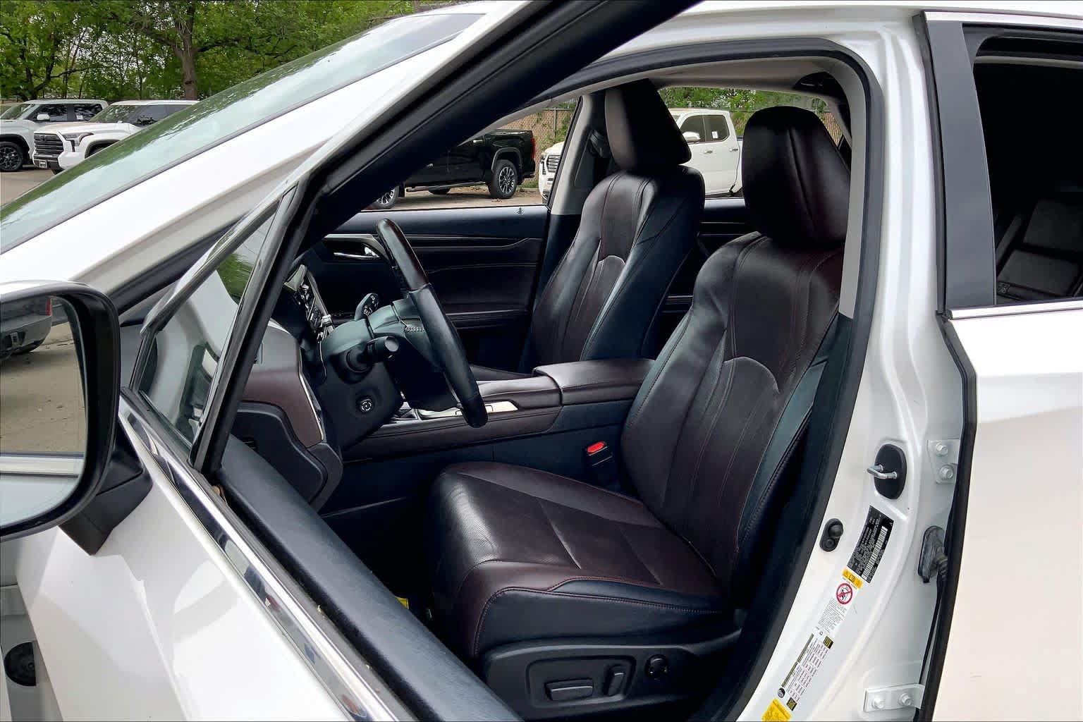 Used 2019 Lexus RX 350 FWD w/ Navigation Package image 8