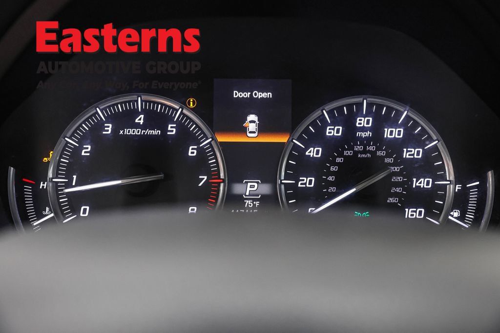 Used 2015 Acura TLX w/ Technology Package FWD image 18