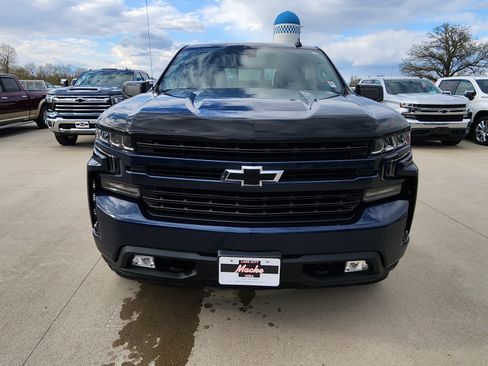 Used 2019 Chevrolet Silverado 1500 RST w/ All-Star Edition AWD/4WD image 2