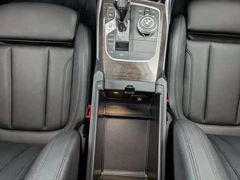 Used 2019 BMW 330i xDrive Sedan w/ Convenience Package AWD/4WD image 33