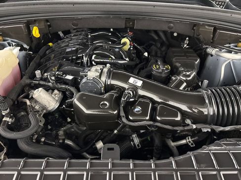 Used 2025 Jeep Grand Cherokee Summit image 33