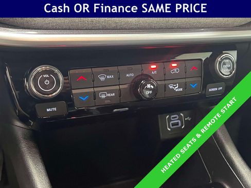 Certified 2022 Jeep Compass Latitude w/ Convenience Group AWD/4WD image 24