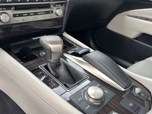 Used 2013 Lexus LS 460 L image 23