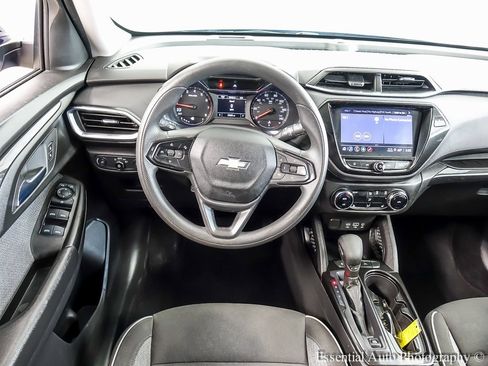 Certified 2022 Chevrolet TrailBlazer LT w/ Convenience Package image 12