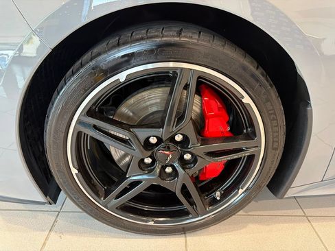 Used 2024 Chevrolet Corvette Stingray Premium Cpe w/ Z51 Performance Package RWD image 8