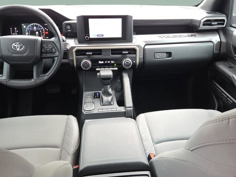 Used 2024 Toyota Tacoma SR5 image 10