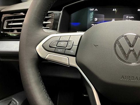 New 2025 Volkswagen Jetta SE image 16