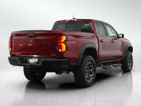 Used 2024 Chevrolet Colorado ZR2 w/ Technology Package AWD/4WD image 6