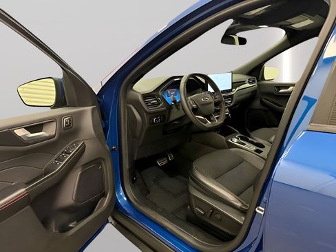 Used 2023 Ford Escape ST-Line Elite AWD/4WD image 11