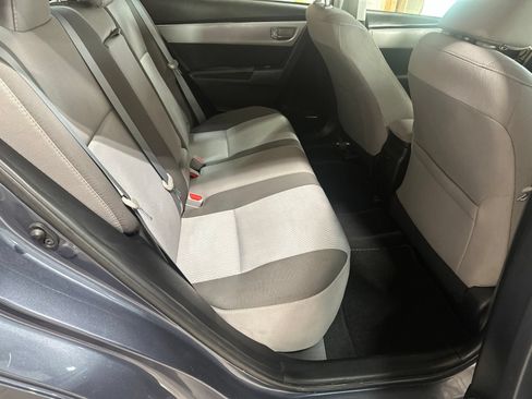Used 2017 Toyota Corolla LE FWD image 16