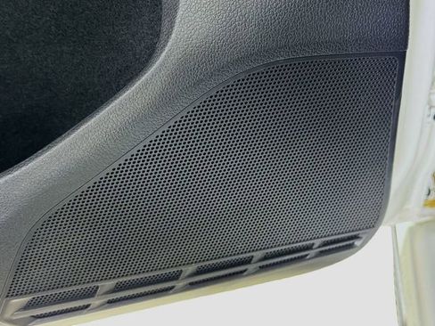 Used 2020 Volkswagen GTI S image 19