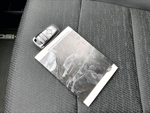 Used 2022 Ford F150 XLT w/ Equipment Group 302A High image 14