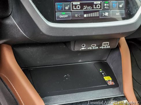 Certified 2025 Subaru Forester Touring AWD/4WD image 24