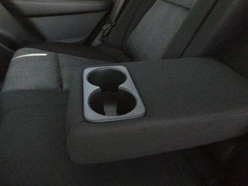 Used 2024 Nissan Rogue SV image 34