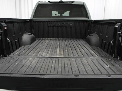 Used 2025 Toyota Tundra Limited AWD/4WD image 20