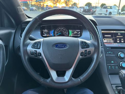 Used 2015 Ford Taurus SEL w/ Equipment Group 201A AWD/4WD image 23