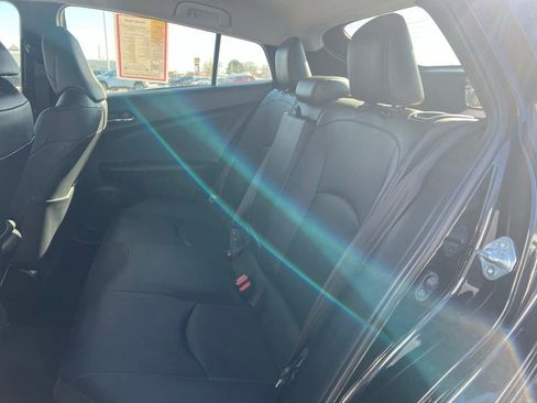 Used 2016 Toyota Prius Three Touring image 31