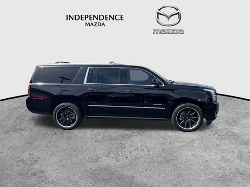 Used 2018 GMC Yukon XL Denali w/ Denali Ultimate Package AWD/4WD image 2