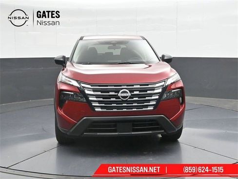 New 2026 Nissan Rogue S image 5