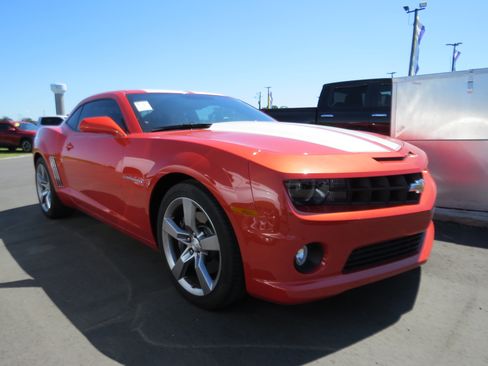 Used 2011 Chevrolet Camaro SS w/ RS Package RWD image 1