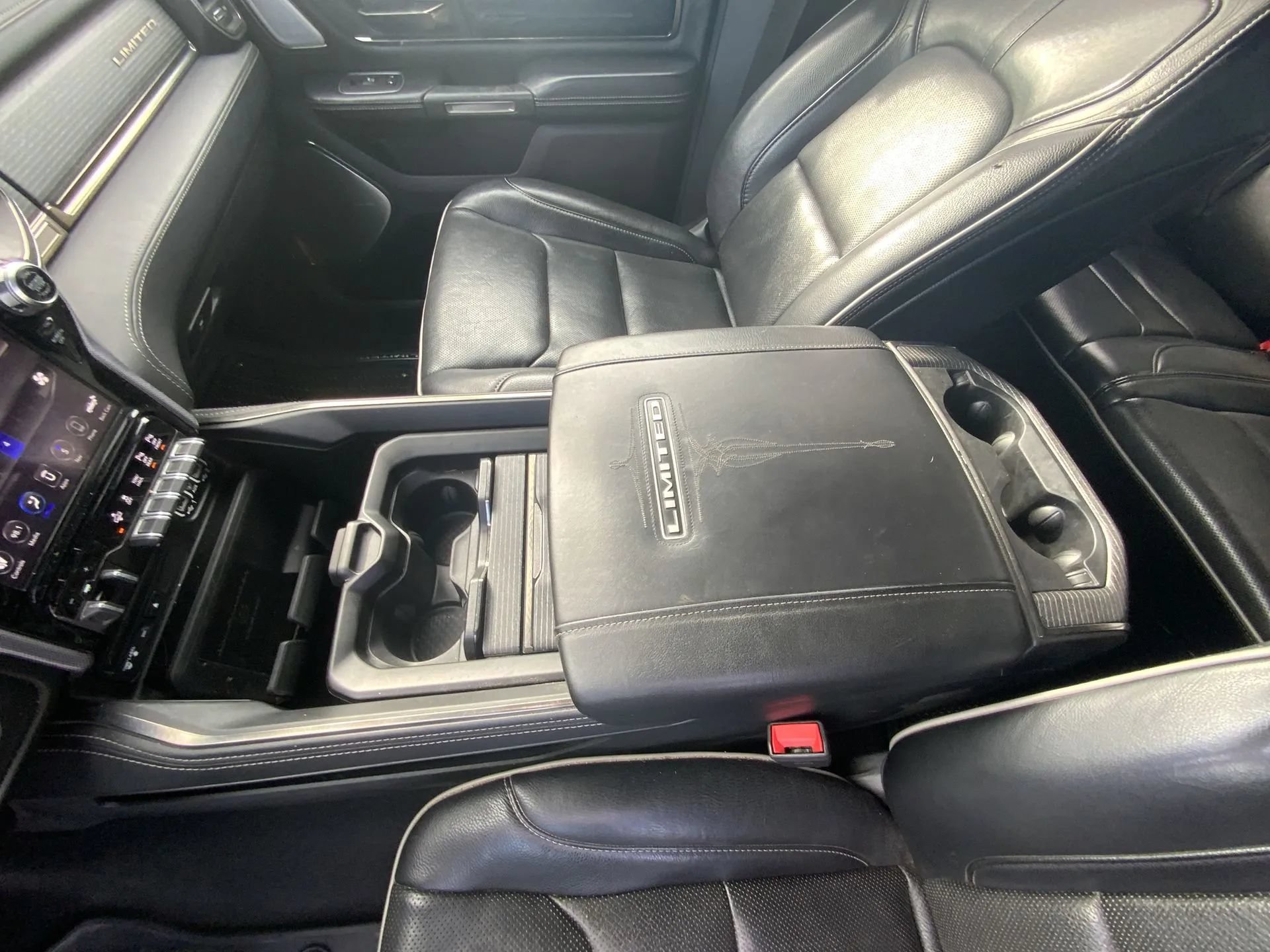 Used 2019 RAM 1500 Limited AWD/4WD image 21