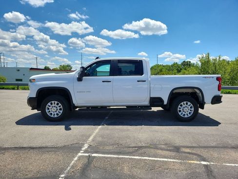 Used 2024 Chevrolet Silverado 3500 W/T AWD/4WD image 7