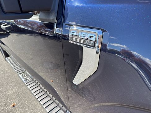 Used 2021 Ford F150 XLT image 9