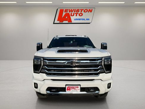 Used 2024 Chevrolet Silverado 3500 High Country AWD/4WD image 9