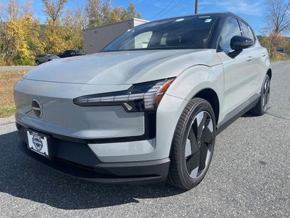 Used 2025 Volvo EX30 Plus w/ Climate Package