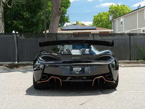 Used 2020 McLaren 620R RWD image 7