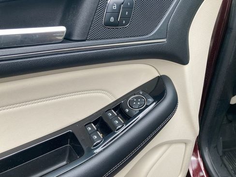 Used 2017 Ford Edge Titanium w/ Technology Package image 14