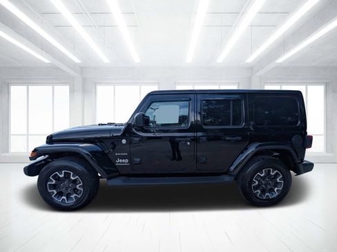 Used 2024 Jeep Wrangler Unlimited Sahara w/ Technology Group AWD/4WD image 6