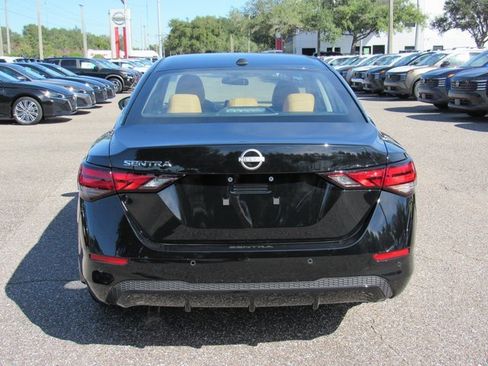 New 2025 Nissan Sentra SV w/ SV Premium Package image 4