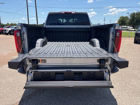 New 2026 GMC Sierra 2500 Denali Ultimate AWD/4WD image 33